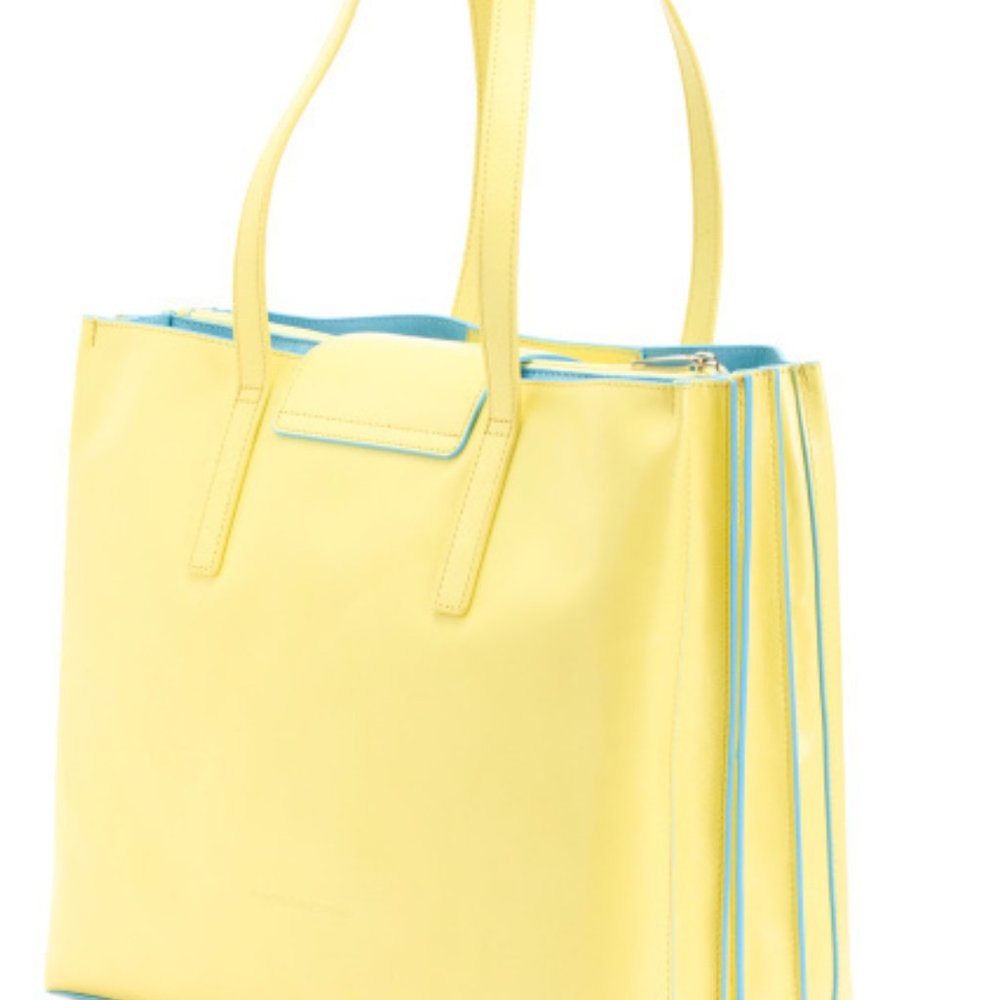 PIQUADRO Leather Tote